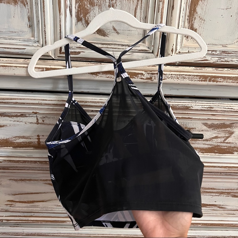 Fabletics Sports Bra - Picture 2 of 3